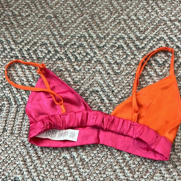 Bralette + Short + Robe Set - Picture 4 of 6